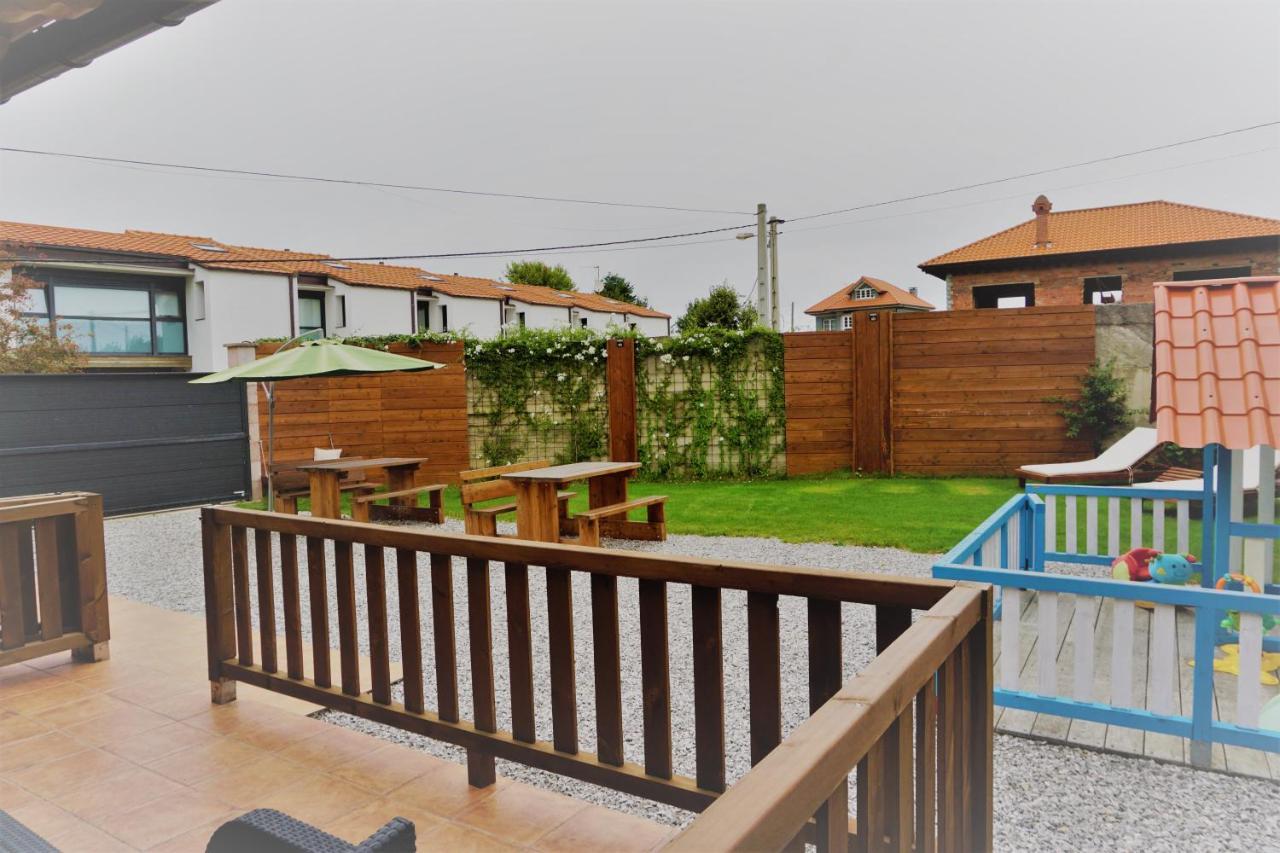 Apartamentos La Playina Llanes Esterno foto